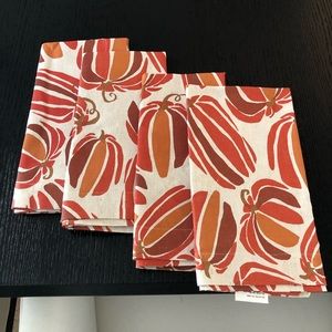 Crate and barrel Napkins